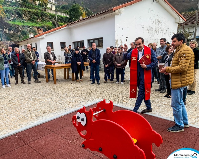 Covelo_do_Gers_Inaugurao_-_Parque_infantil_4.jpg