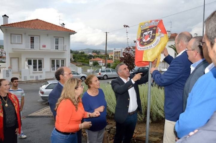 Rua inaugurada em Mondim de Basto