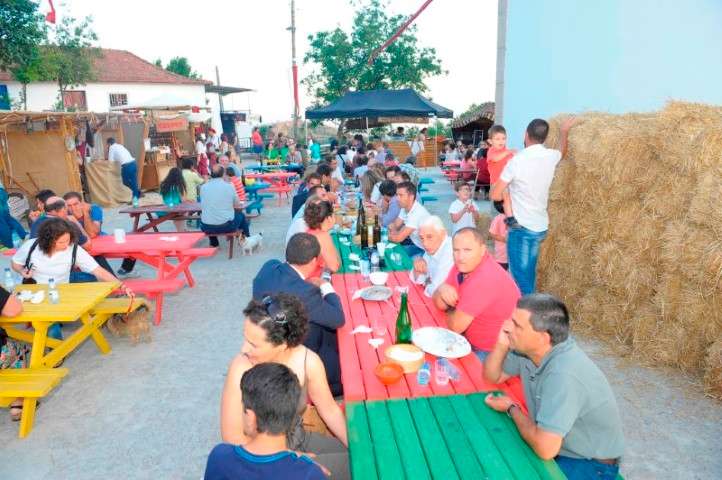 Feira Quinhentista levou centenas de visitantes ao castelo de Arnoia e Villa de Basto (4)