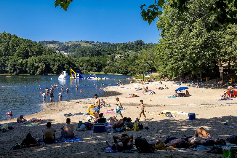 Praia Fluvial Albufeira da Queimadela